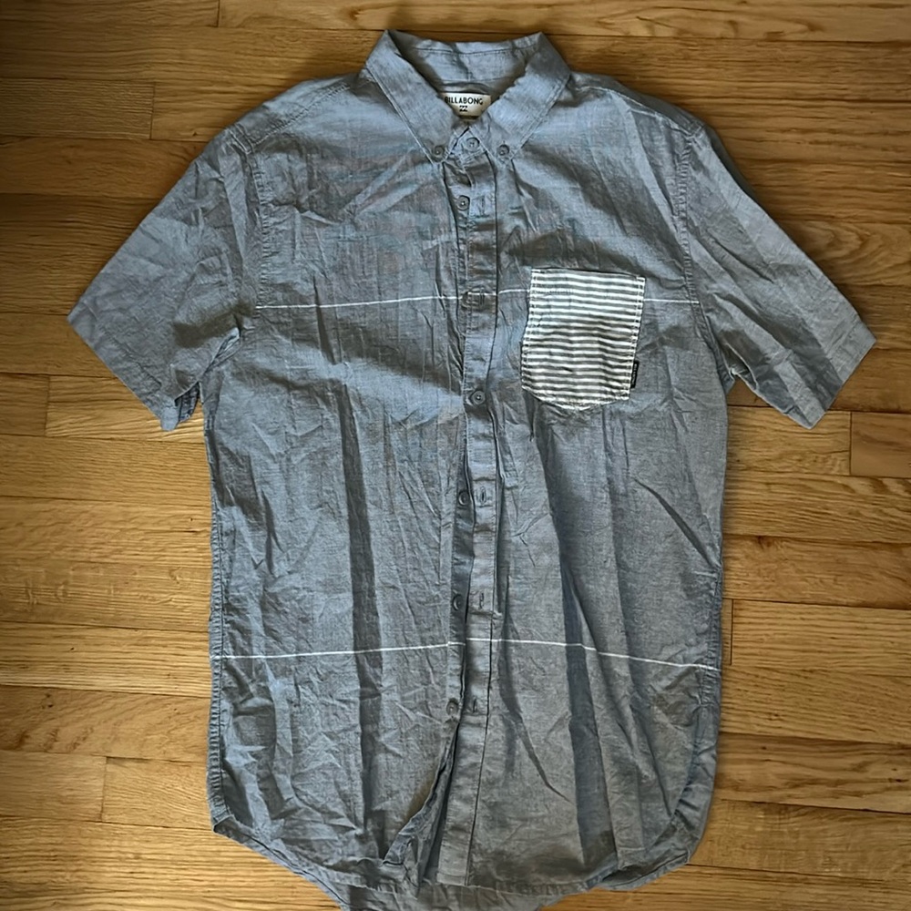 Men’s large billabong button down shirt